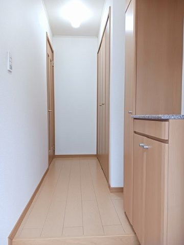 プラシード・Ｋ　Ａの玄関|明るい玄関です