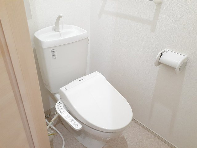 セカンド・ストリームのトイレ|ゆったりとした空間のトイレです