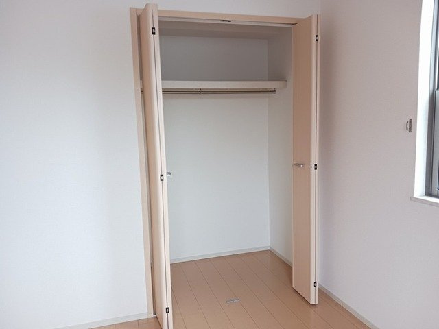 コンフォルトカーサＢの収納|こまごまとしたものを収納できそうですね