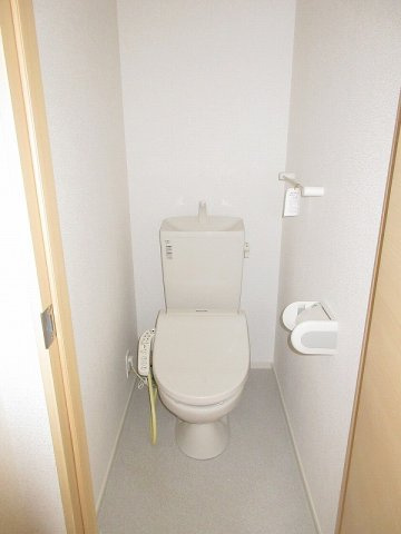 グリーン　フィールドＡのトイレ|落ち着いた色調のトイレです