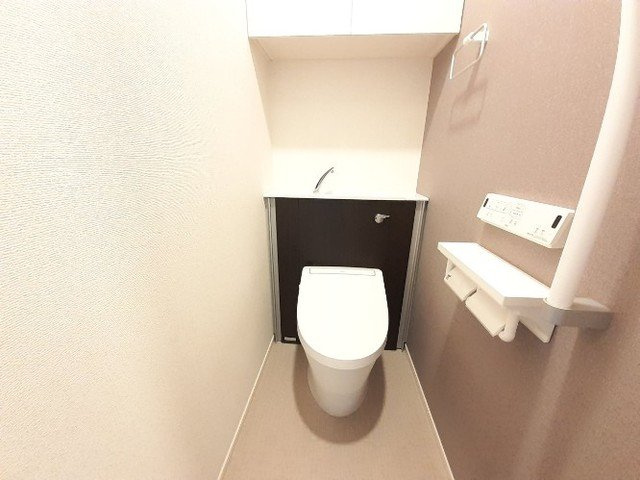 コートドヴィラージュのトイレ|清潔感のあるトイレです