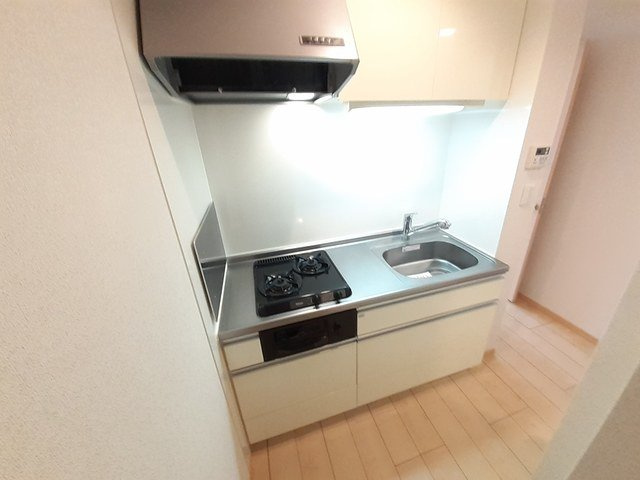 リヴァージュ出来島のキッチン|お料理しやすいキッチンです