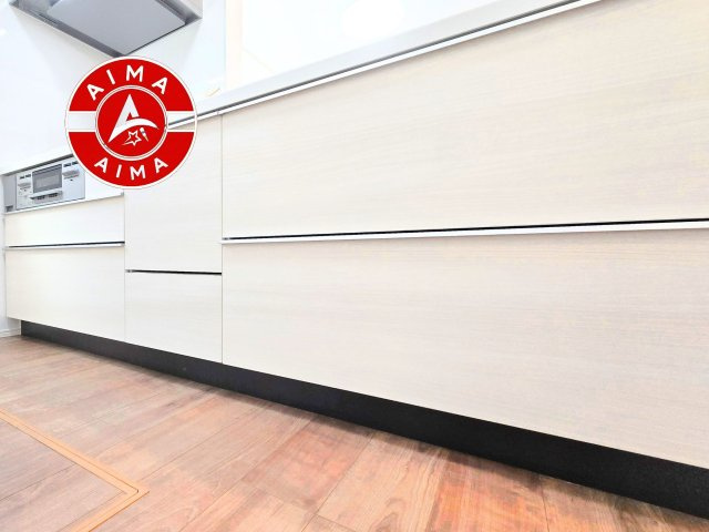 福岡市博多区板付5丁目第1-7棟（G号棟）の内観：施工例|ご家族を近くに感じられる対面キッチンのLDK。会話もはずみそうですね。