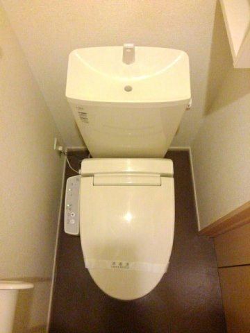 【トイレ】 | パーラメントハウス | トイレです