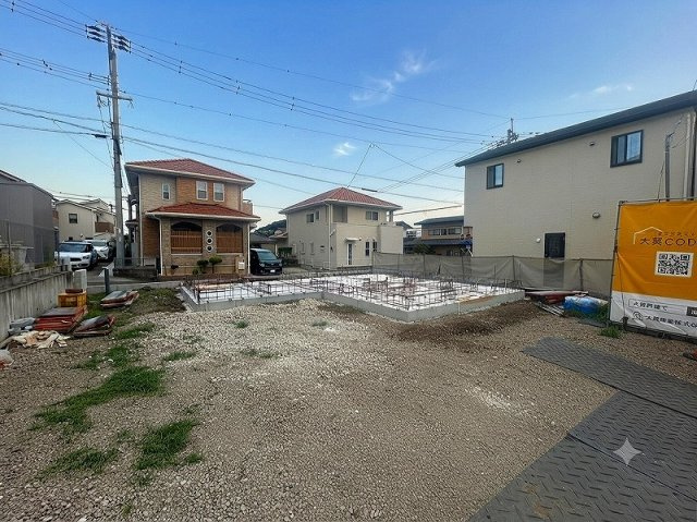 仲介手数料不要　大英産業アーキデイズ北区清水新地6丁目3号地【麻生田小・清水中】の前面道路含む現地写真|現地写真（建築中）