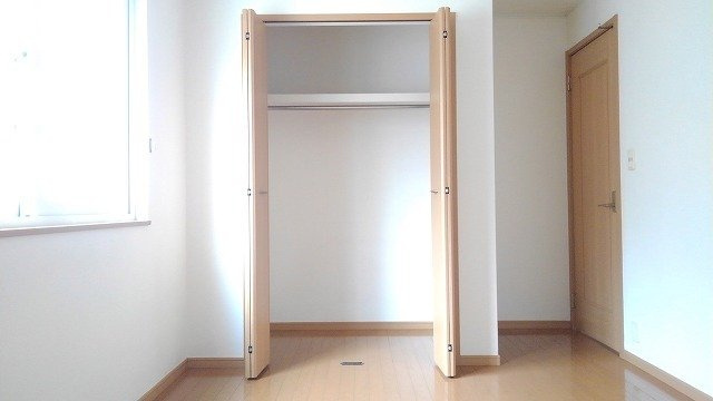 【収納】 | エスターテ | 大きなものも収納できそうです