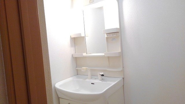 【洗面所】 | エスターテ | 洗面所です