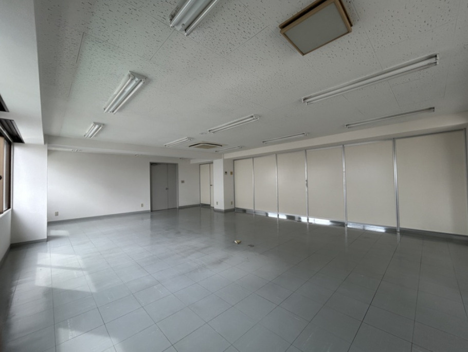 大田丸ヱ農産ビルの内装