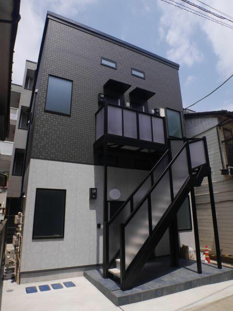 アルモ弘明寺の外観