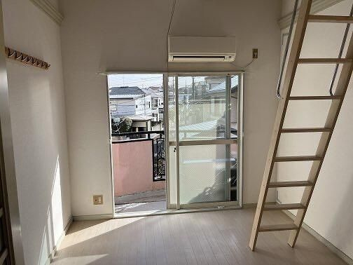 タンデム富岡の居間・リビング