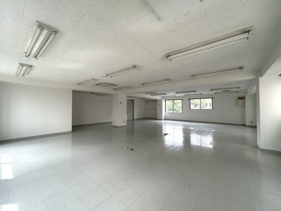 大田丸ヱ農産ビルの内装
