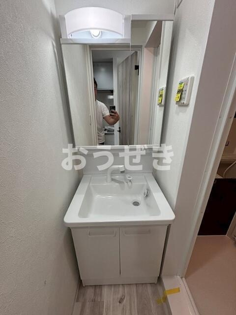Ｃｒｅｓｔ　井土ヶ谷の洗面所