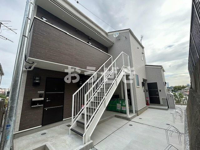 Ｃｒｅｓｔ　井土ヶ谷のバルコニー