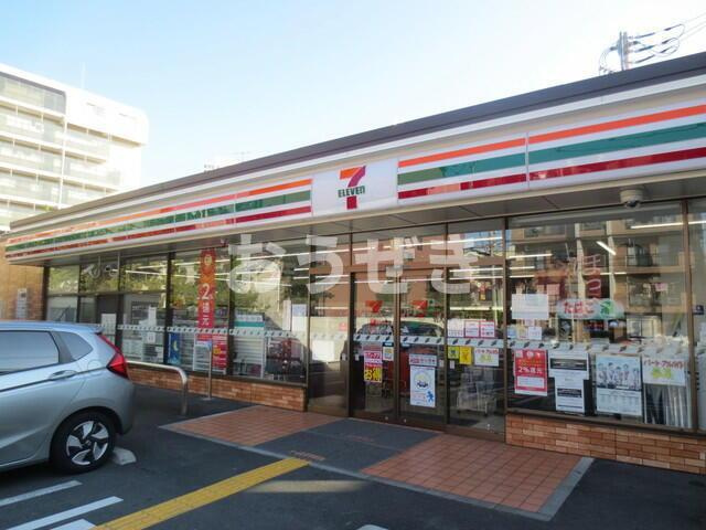 ウッドベル三軒茶屋の周辺