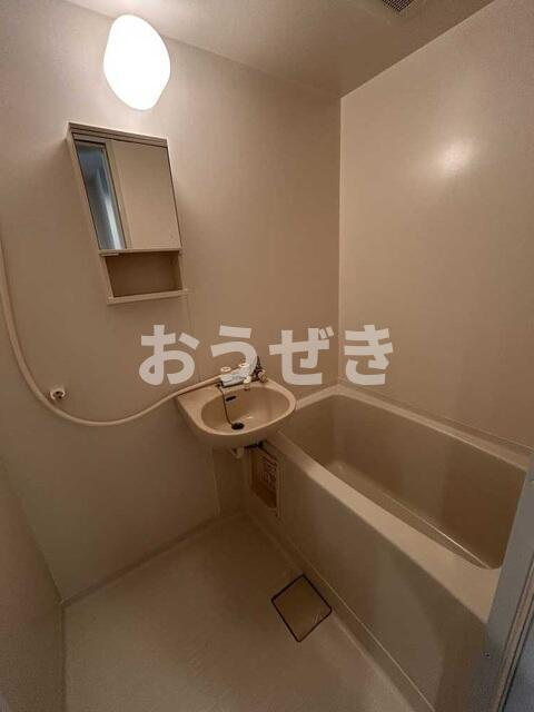 ウッドベル三軒茶屋の浴室