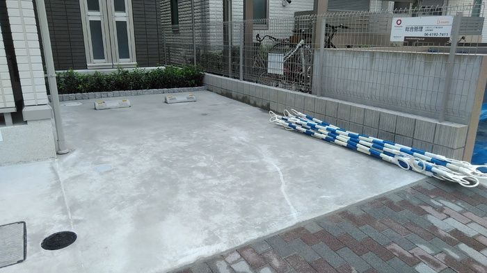 D-room茨木の駐車場