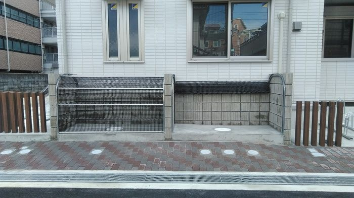 D-room茨木の駐車場