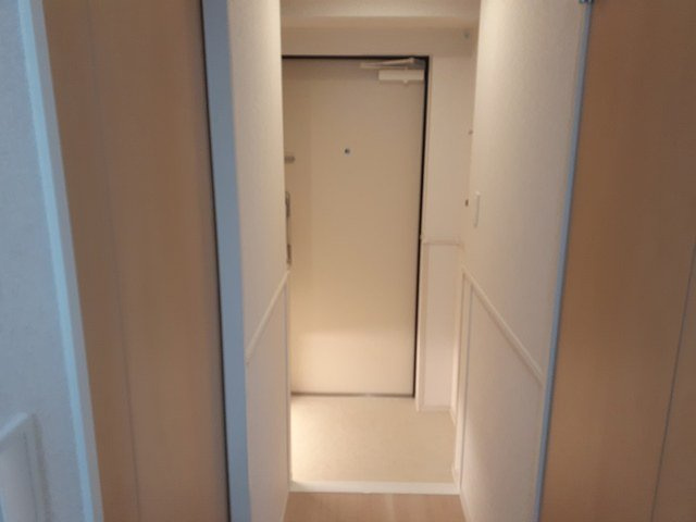 ヴィラージュ新横浜の玄関