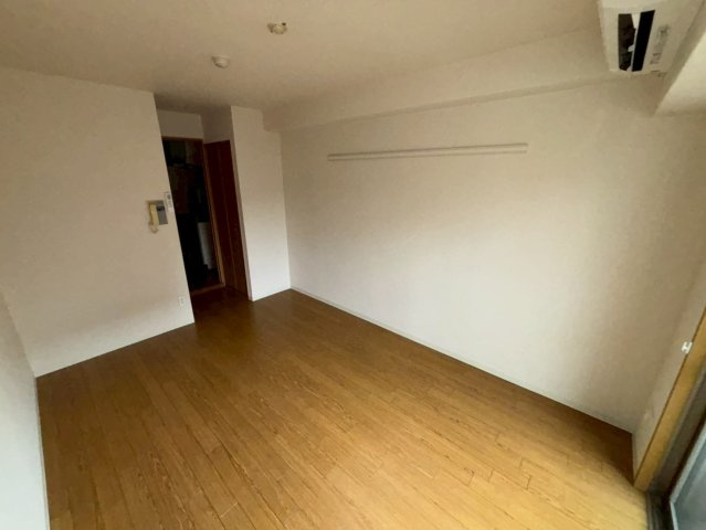 アロハ三宮の洋室|同物件別部屋写真
