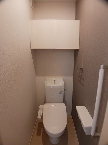 【トイレ】 | フォルム | トイレも気になるポイント