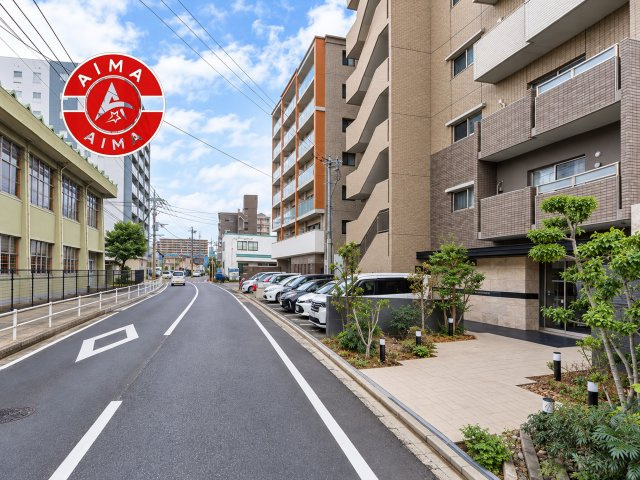 アルファライフ吉塚駅東IIの現況写真|前面道路含む現地の写真です。