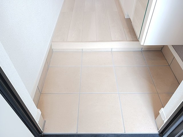 【玄関】 | ビオレタＡ | きれいな玄関です