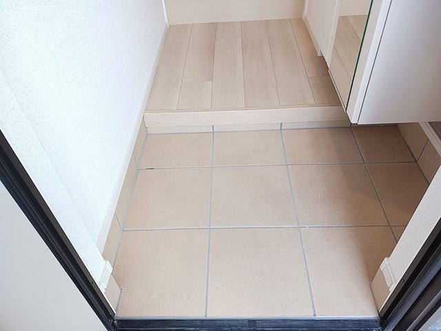【玄関】 | ビオレタＡ | 落ち着いた玄関です
