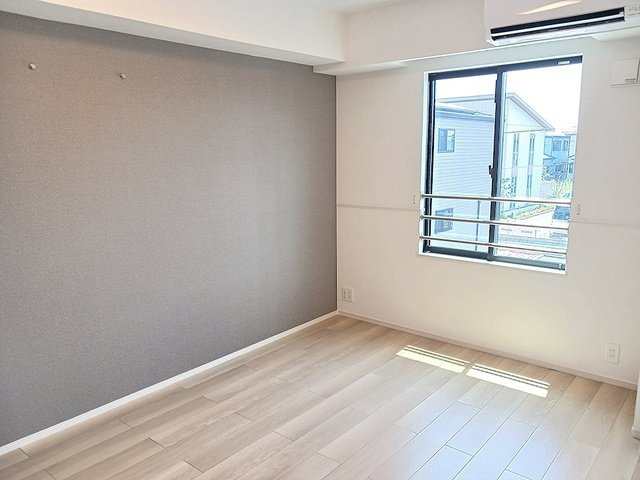【内装】 | ビオレタＡ | 内装は落ち着いています