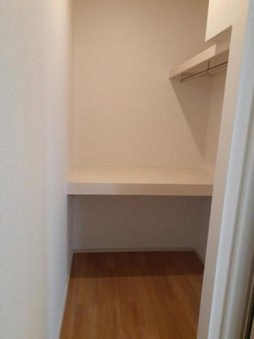 アロー　ブルーメンの収納