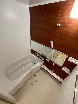 ルノン瓦林の浴室