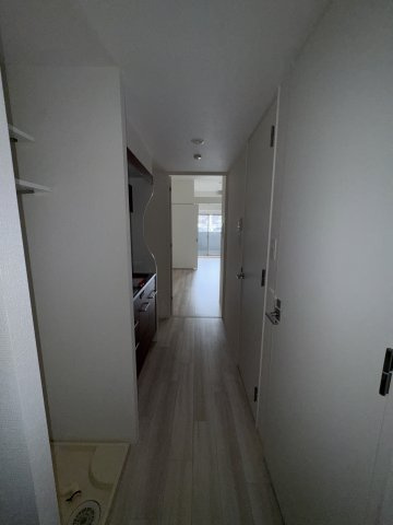 セレニテ神戸ミラクシュッドの玄関