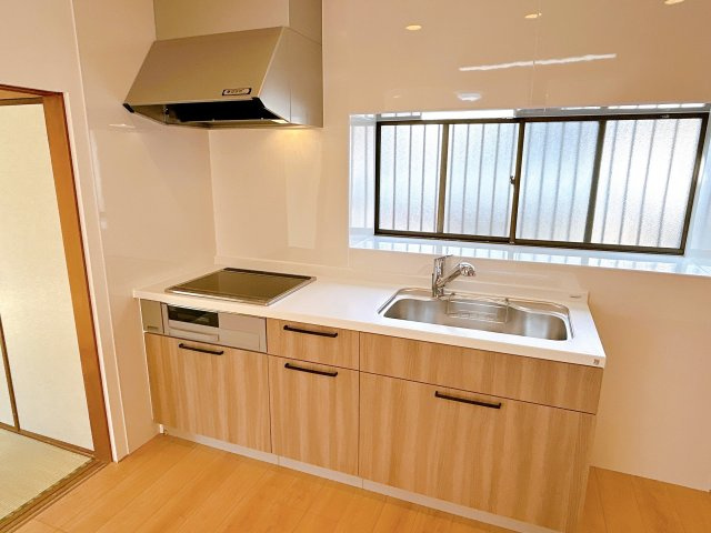 仲介手数料不要　カチタス北区麻生田3丁目　戸建て【麻生田小・清水中】のキッチン|キッチン（IH）