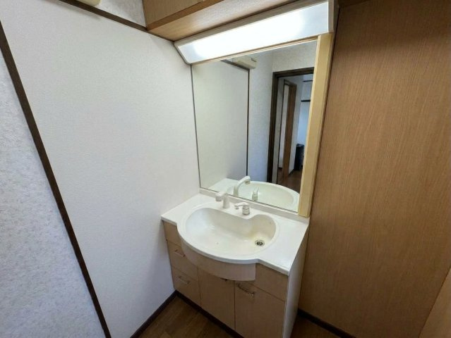 桜台1丁目中古住宅の独立洗面台