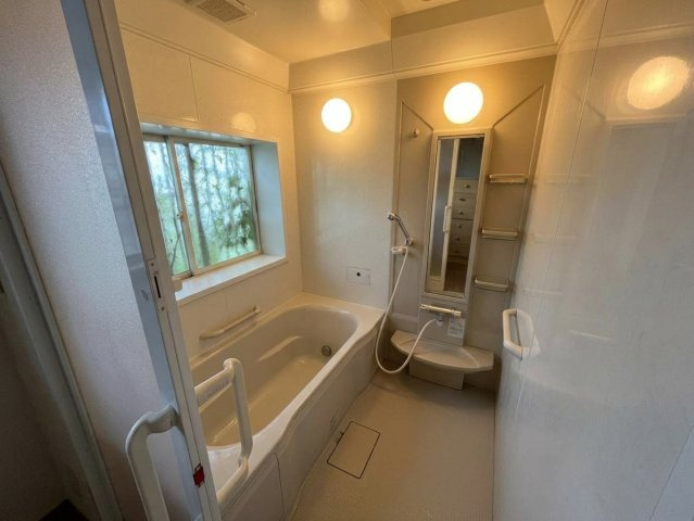 桜台1丁目中古住宅の浴室