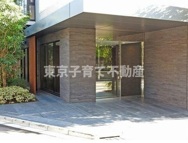 シティハウス文京茗荷谷のエントランス