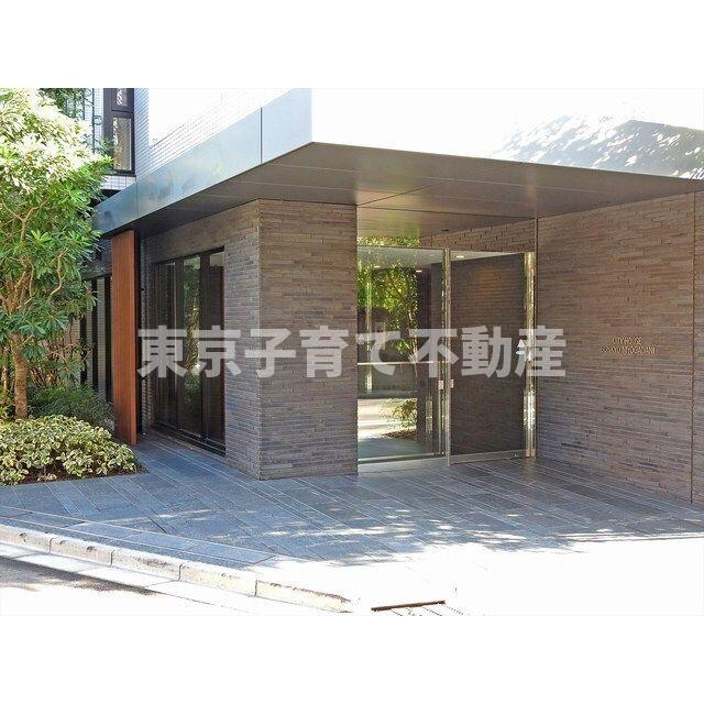シティハウス文京茗荷谷のエントランス
