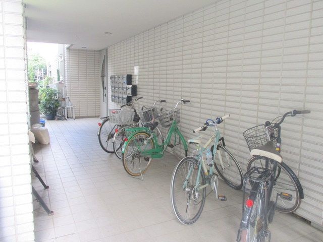 エンゼルメゾン大森のロビー|★敷地内屋根付駐輪場★