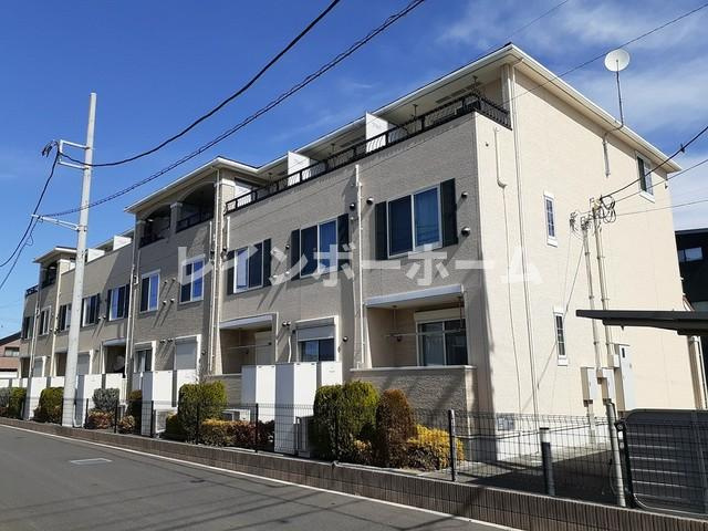 アグラードの外観