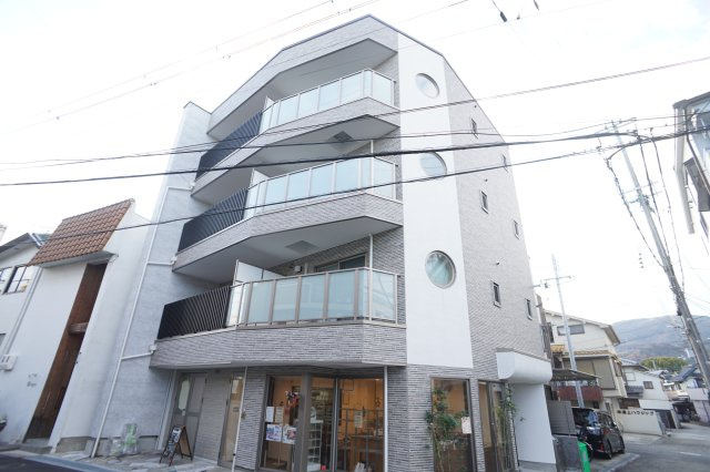 PALAZZO逆瀬川