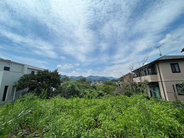 あきる野市舘谷￤高台の広々163坪超！建築条件なしの売土地♪の外観