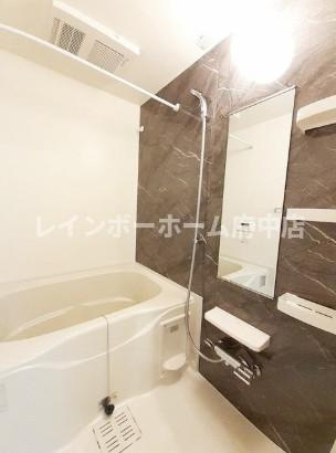 ブエナビスタ立川の浴室