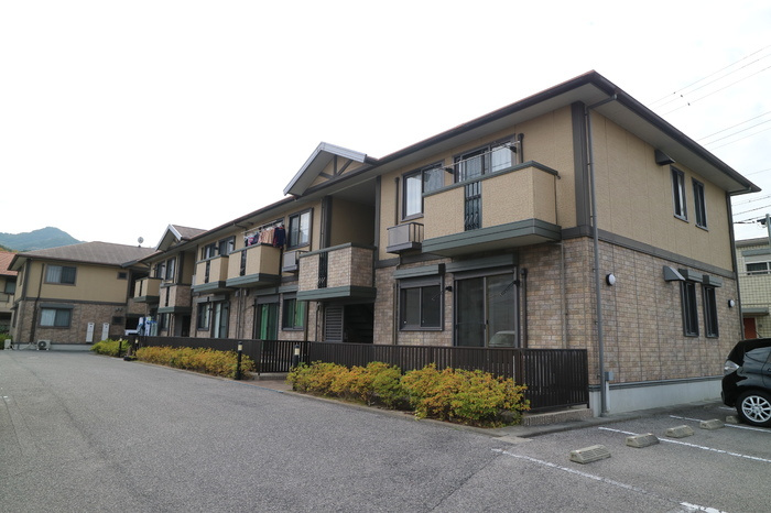 プリーズ淡路　B棟