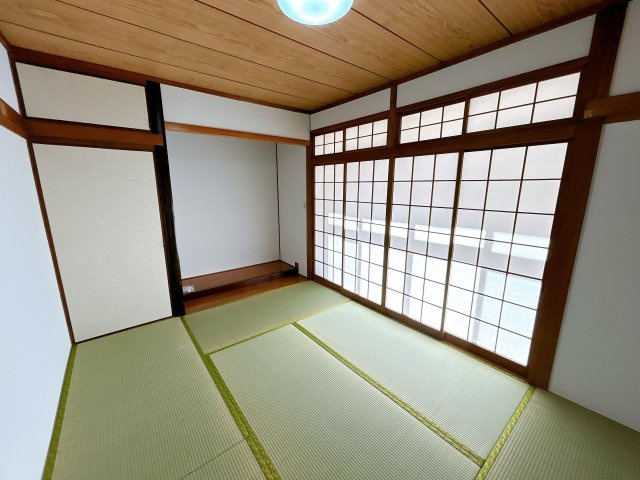 仲介手数料不要　カチタス北区弓削1丁目　武蔵塚駅徒歩7分4LDK【弓削小・武蔵中】の和室|1階和室6畳：畳表替え、壁・障子張替え