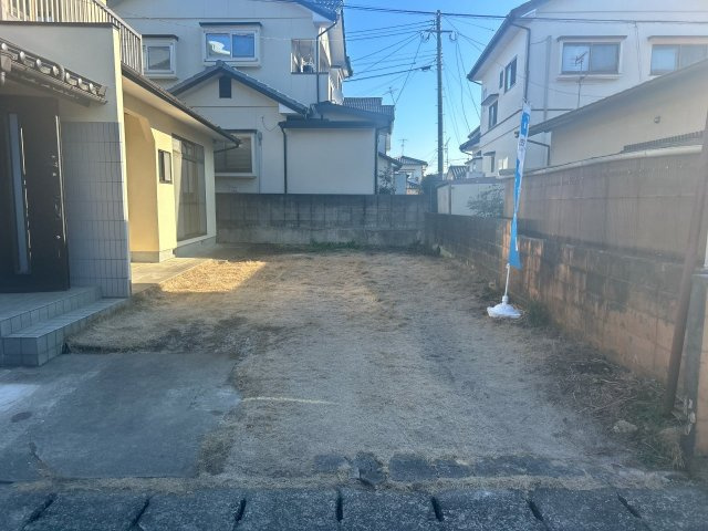 仲介手数料不要　カチタス北区弓削1丁目　武蔵塚駅徒歩7分4LDK【弓削小・武蔵中】の駐車場|庭側にも駐車スペース