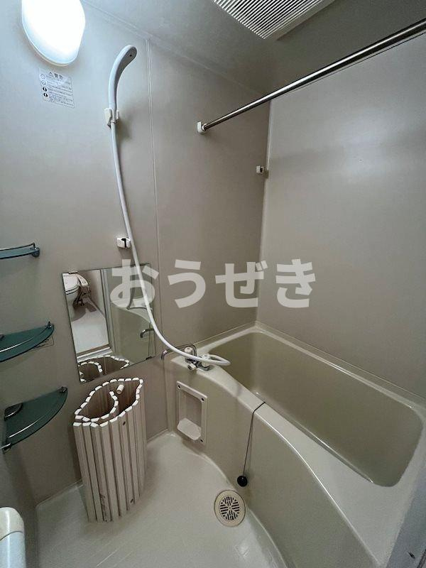 スパシエ田端の浴室