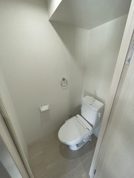 THE RESIDENCE IMAIKE EASTのトイレ