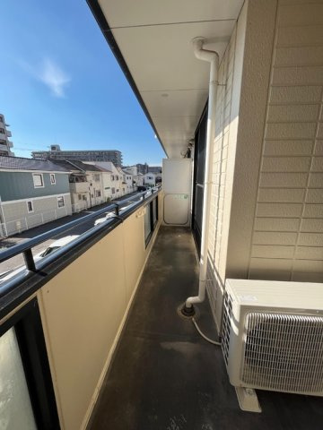 ヴァンベールしののめ　B棟のバルコニー