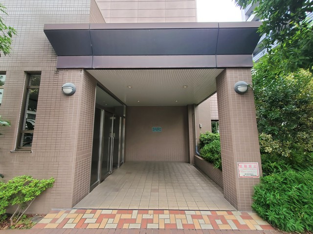 【エントランス】