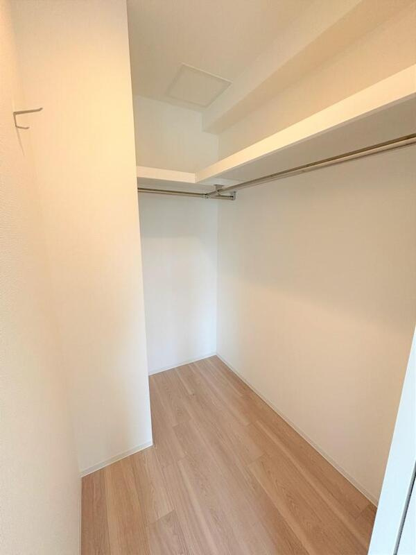 セレニテ新大阪ミラク弐番館の収納