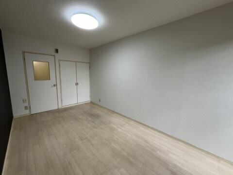 セシール鴨池の居間・リビング